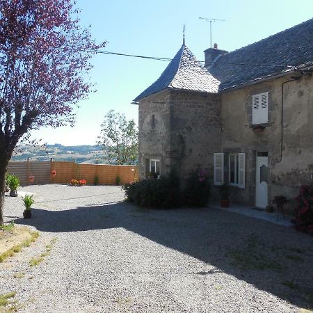 Gite De Carbonies Saint-Felix-de-Lunel Exterior photo